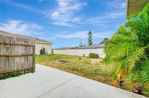 256 Periwinkle Road Venice FL 34293