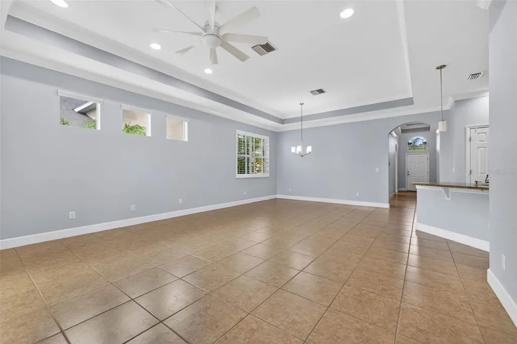 712 Chipper Drive Sun City Center FL 33573