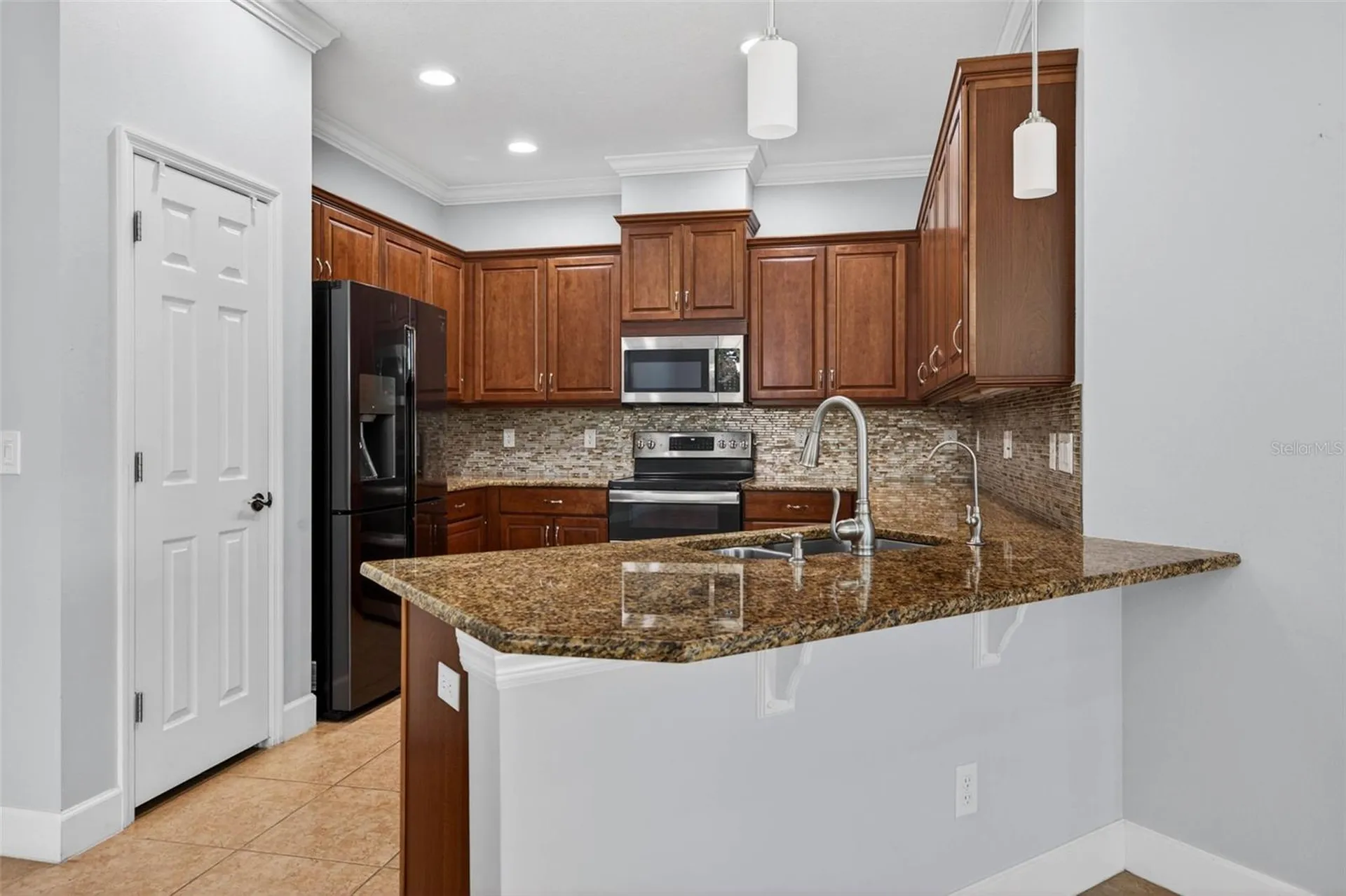 712 Chipper Drive Sun City Center FL 33573