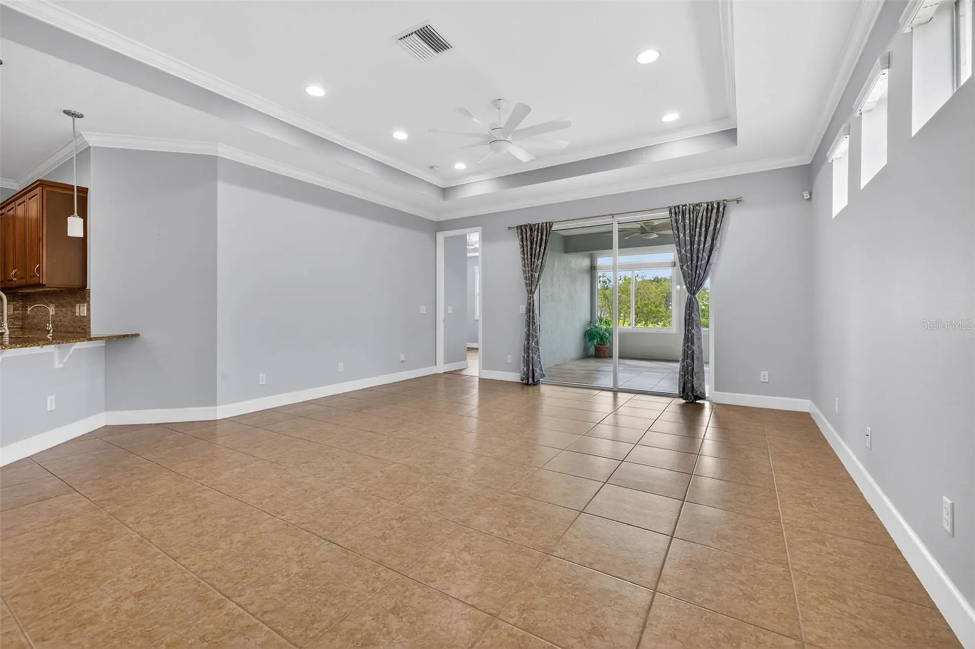 712 Chipper Drive Sun City Center FL 33573