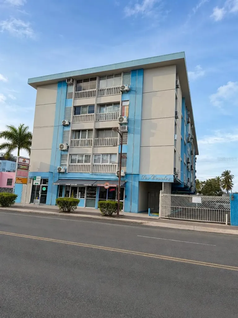 Avenue Isla Verde Cond. Los Corales Carolina PR 00979