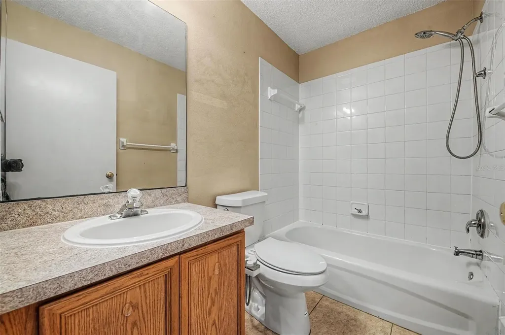 7434 E Bank Drive Tampa FL 33617