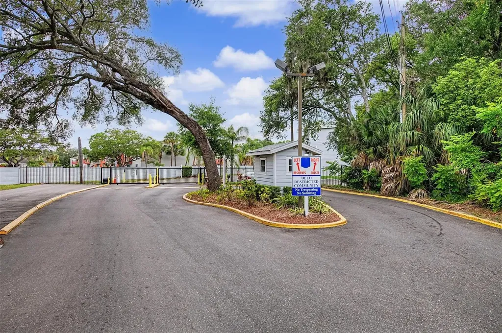 7434 E Bank Drive Tampa FL 33617
