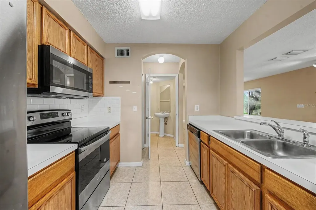 7434 E Bank Drive Tampa FL 33617
