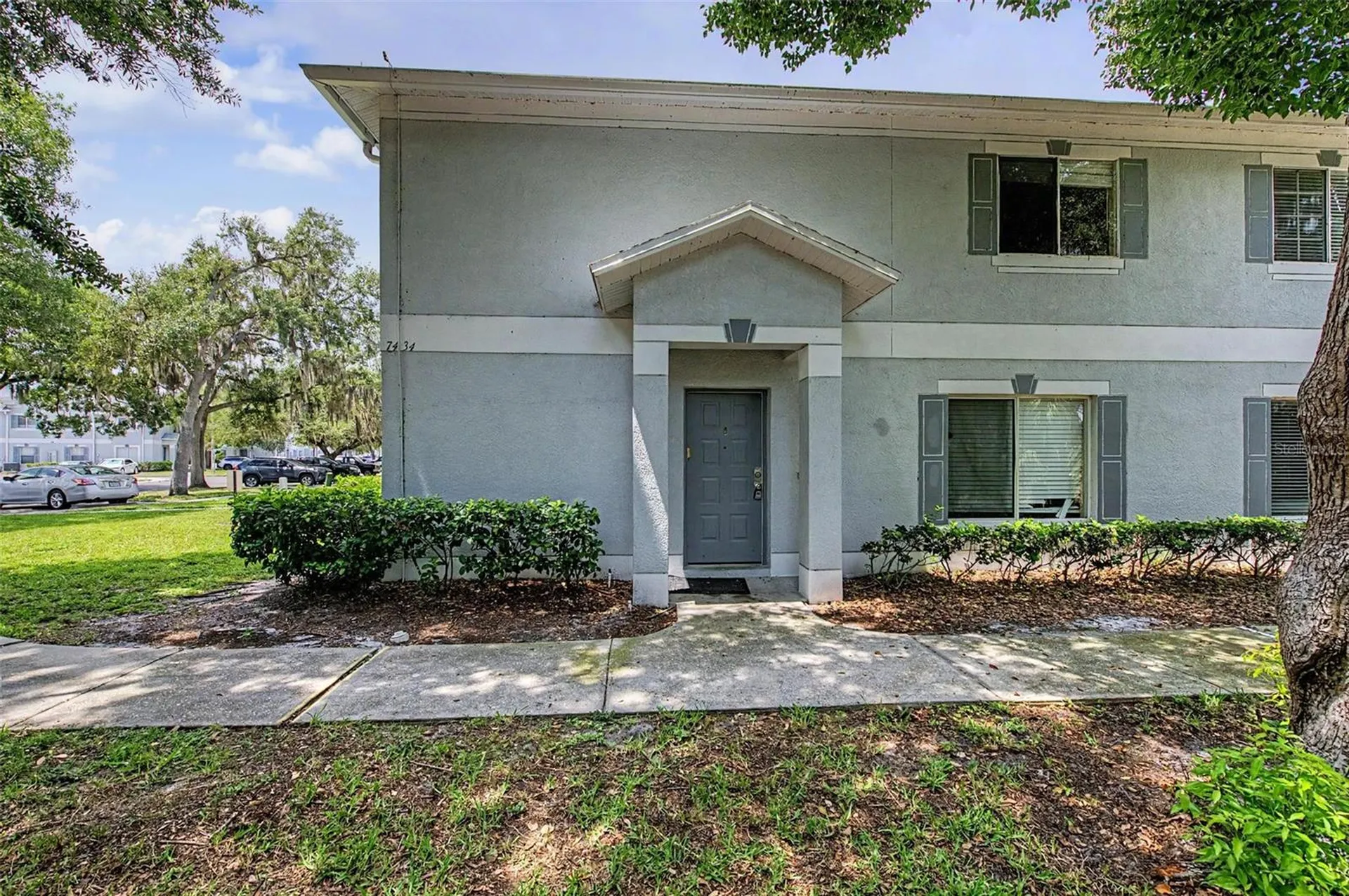7434 E Bank Drive Tampa FL 33617