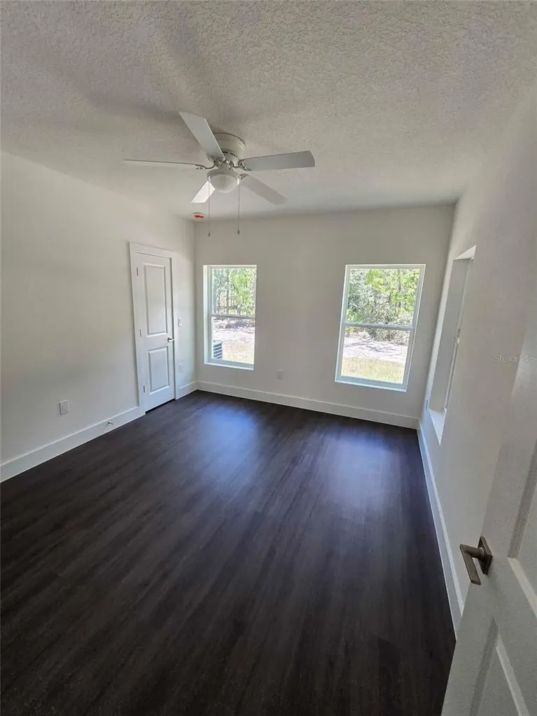 18082 Parakeet Road Weeki Wachee FL 34614