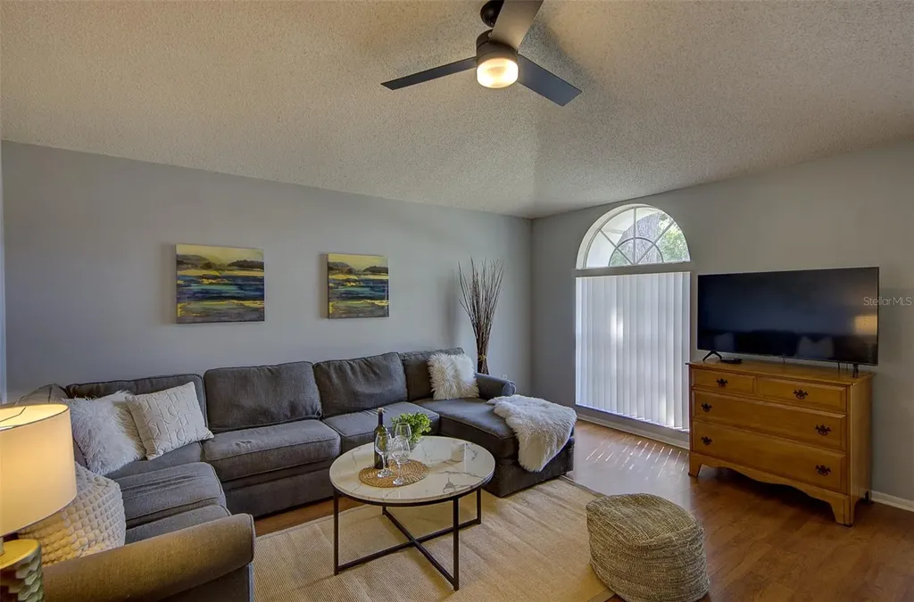 1541 Chepacket Street Brandon FL 33511