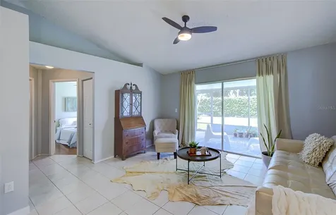 1541 Chepacket Street Brandon FL 33511