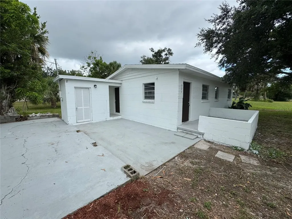 521 Showalter Avenue Punta Gorda FL 33950