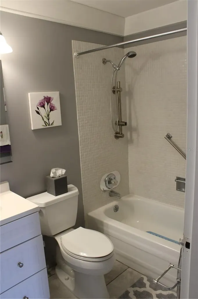 1802 Bedford Terrace Sun City Center FL 33573