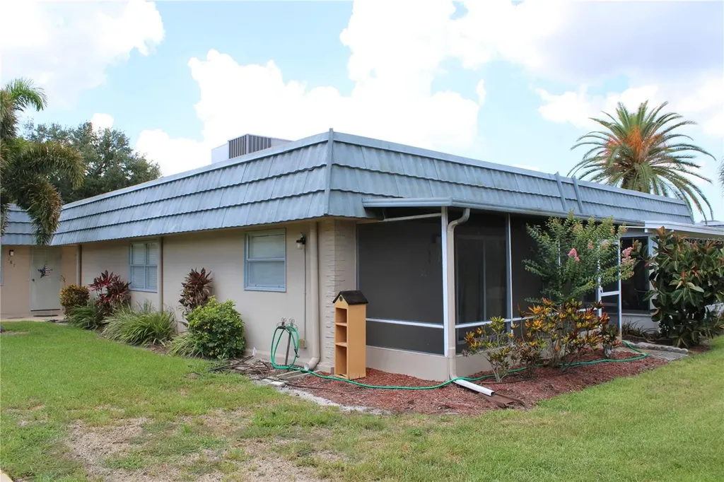 1802 Bedford Terrace Sun City Center FL 33573