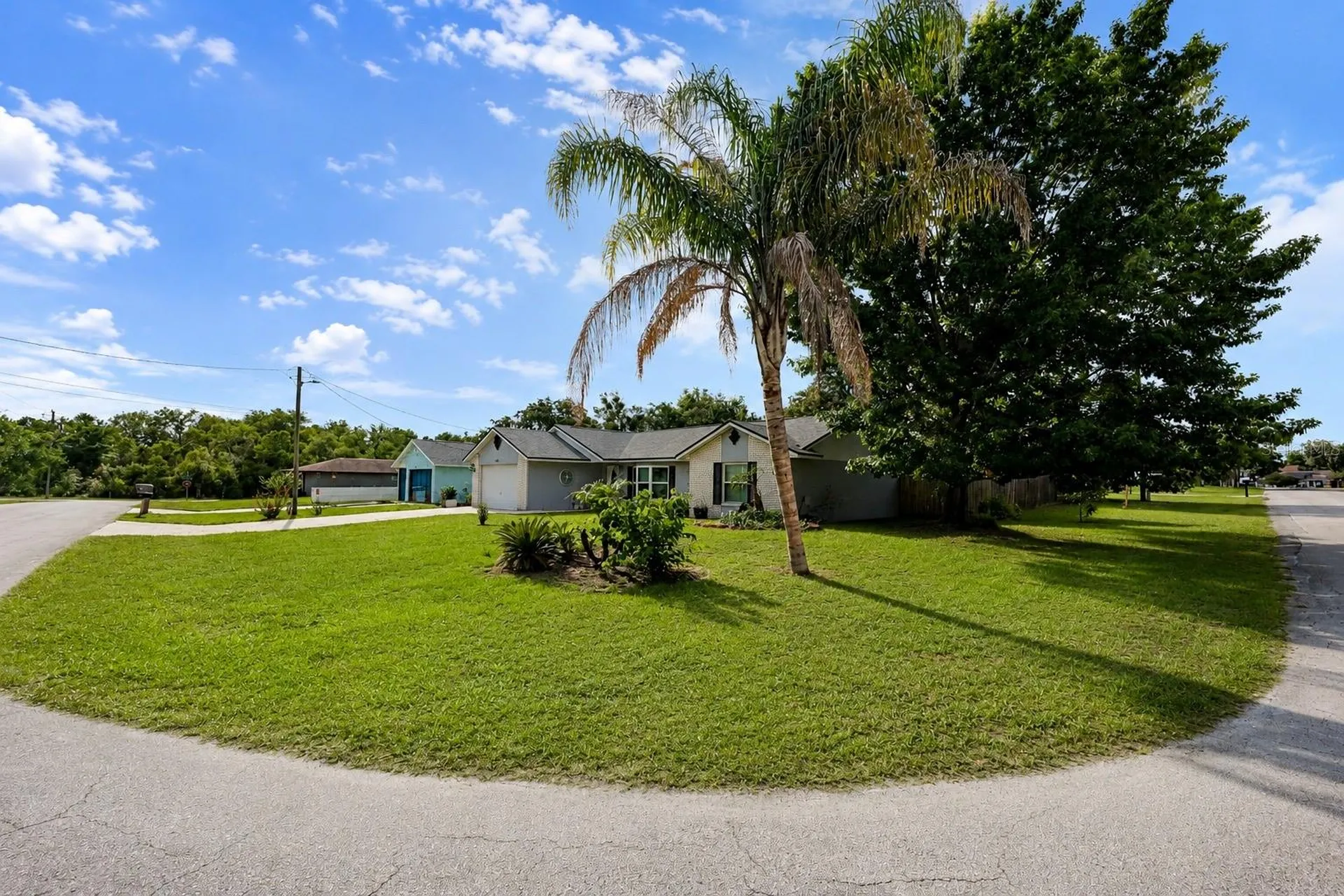 1822 S Houston Drive Deltona FL 32738