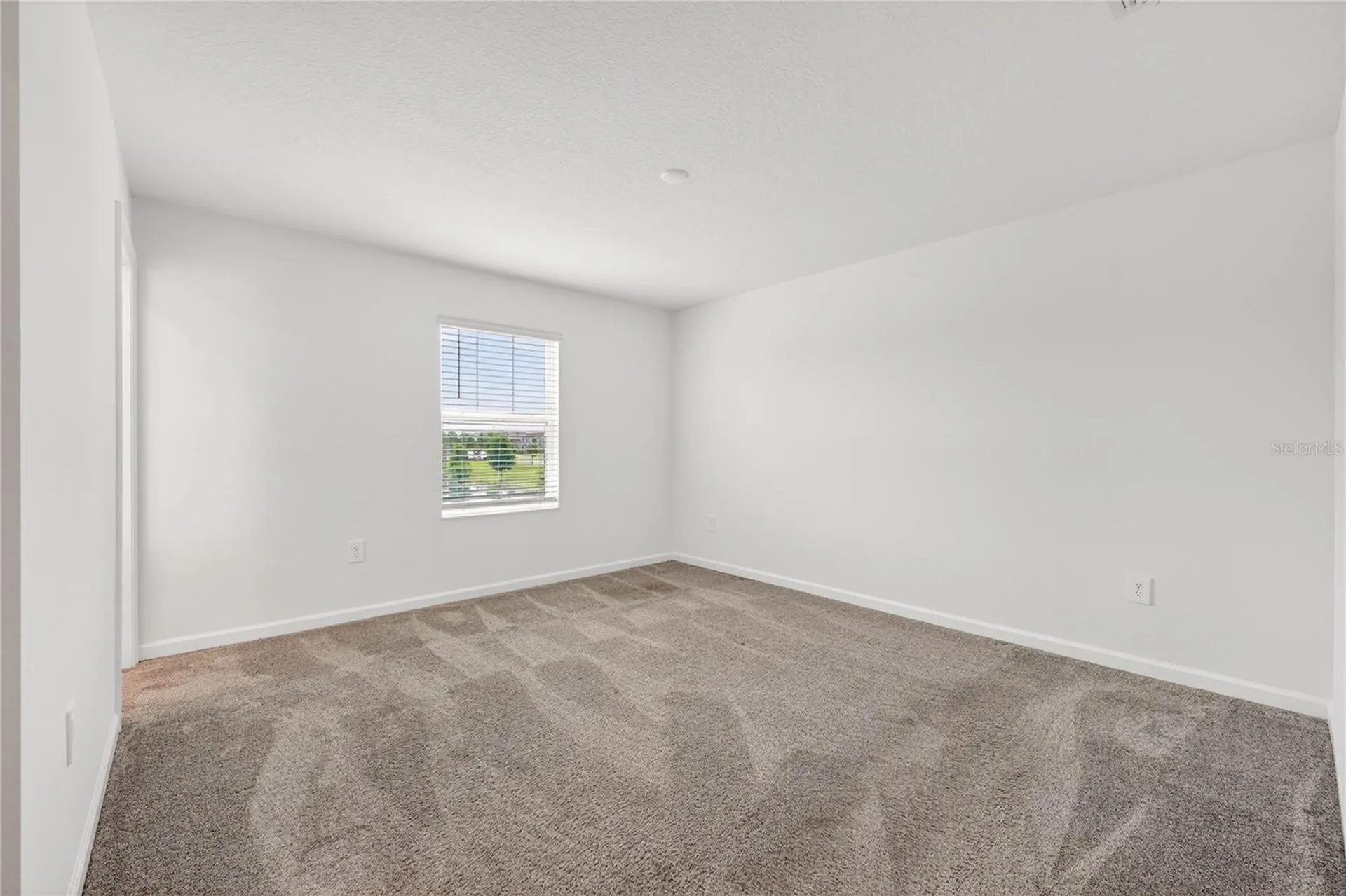 2559 Relaxing Lane Kissimmee FL 34744