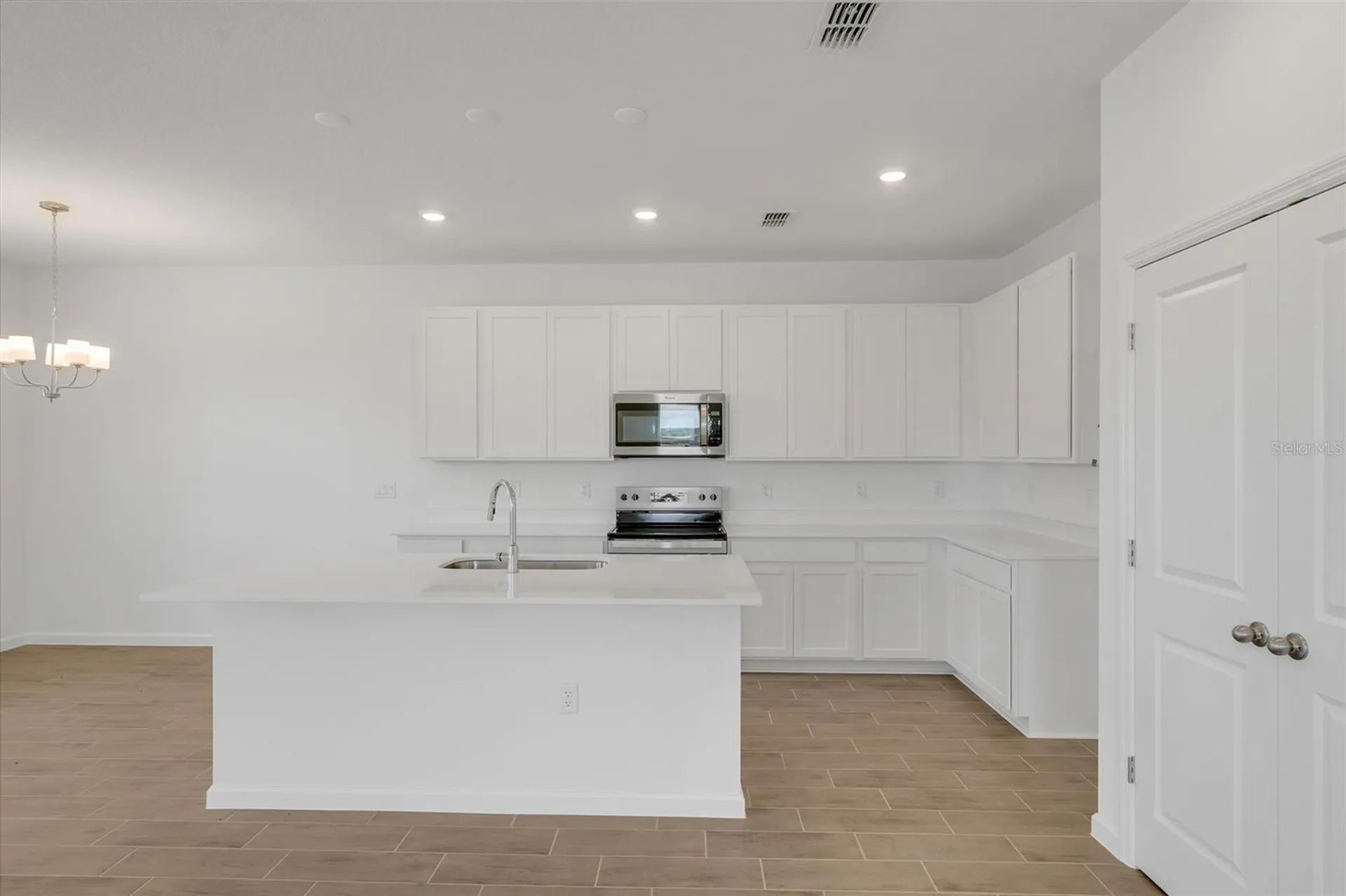 874 Sunshower Drive Lady Lake FL 32159