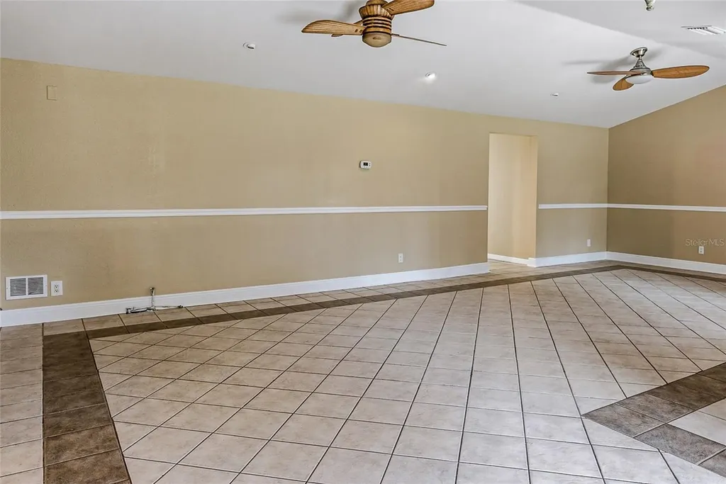 8205 Westridge Drive Tampa FL 33615