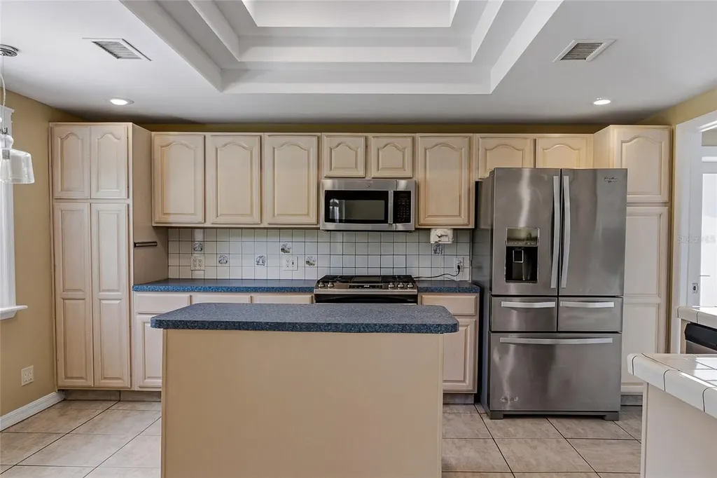 8205 Westridge Drive Tampa FL 33615