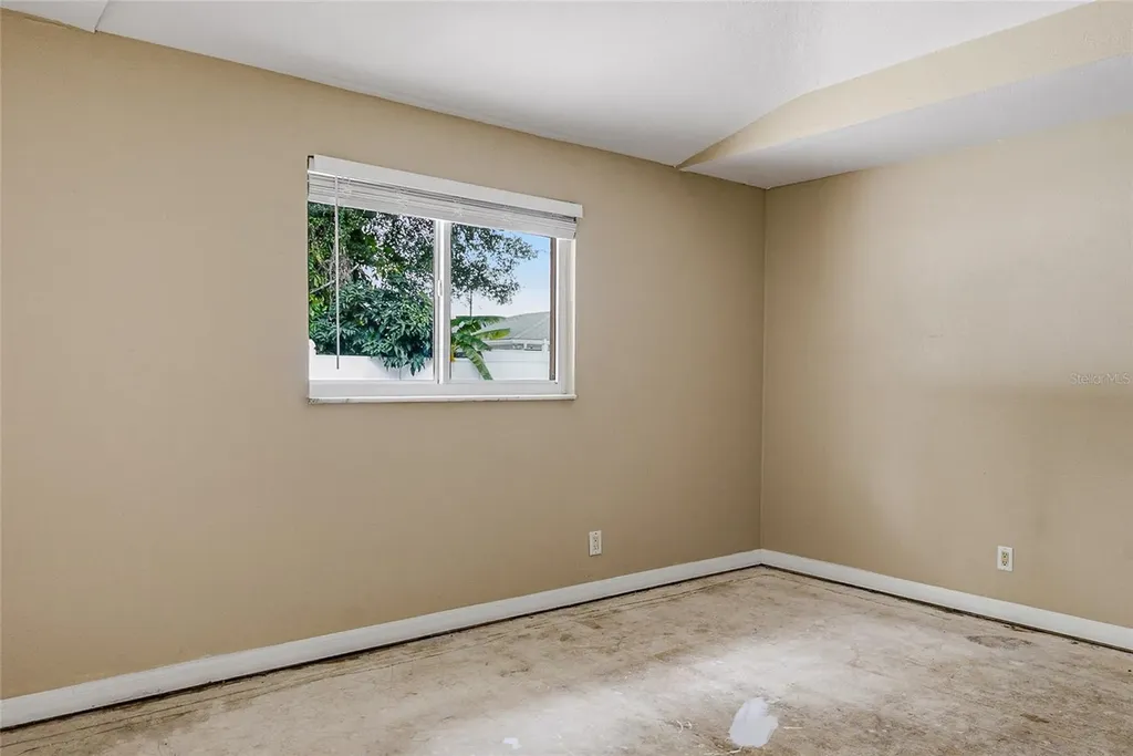 8205 Westridge Drive Tampa FL 33615