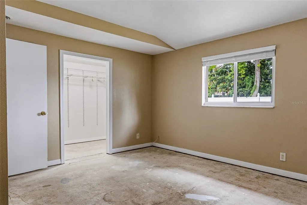 8205 Westridge Drive Tampa FL 33615