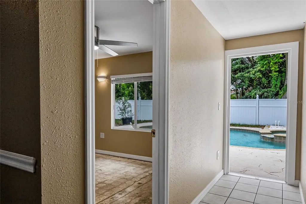 8205 Westridge Drive Tampa FL 33615