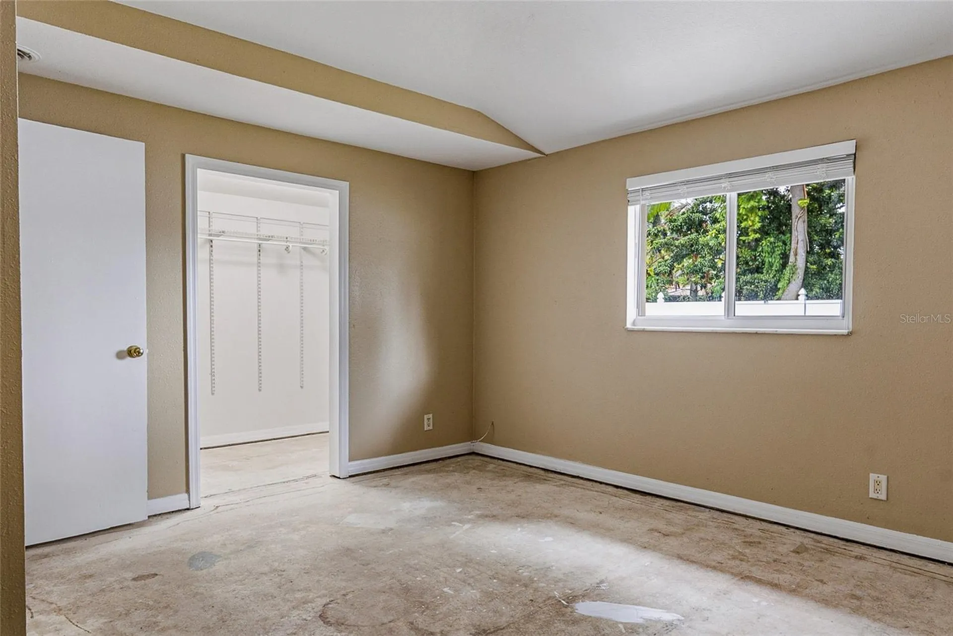 8205 Westridge Drive Tampa FL 33615