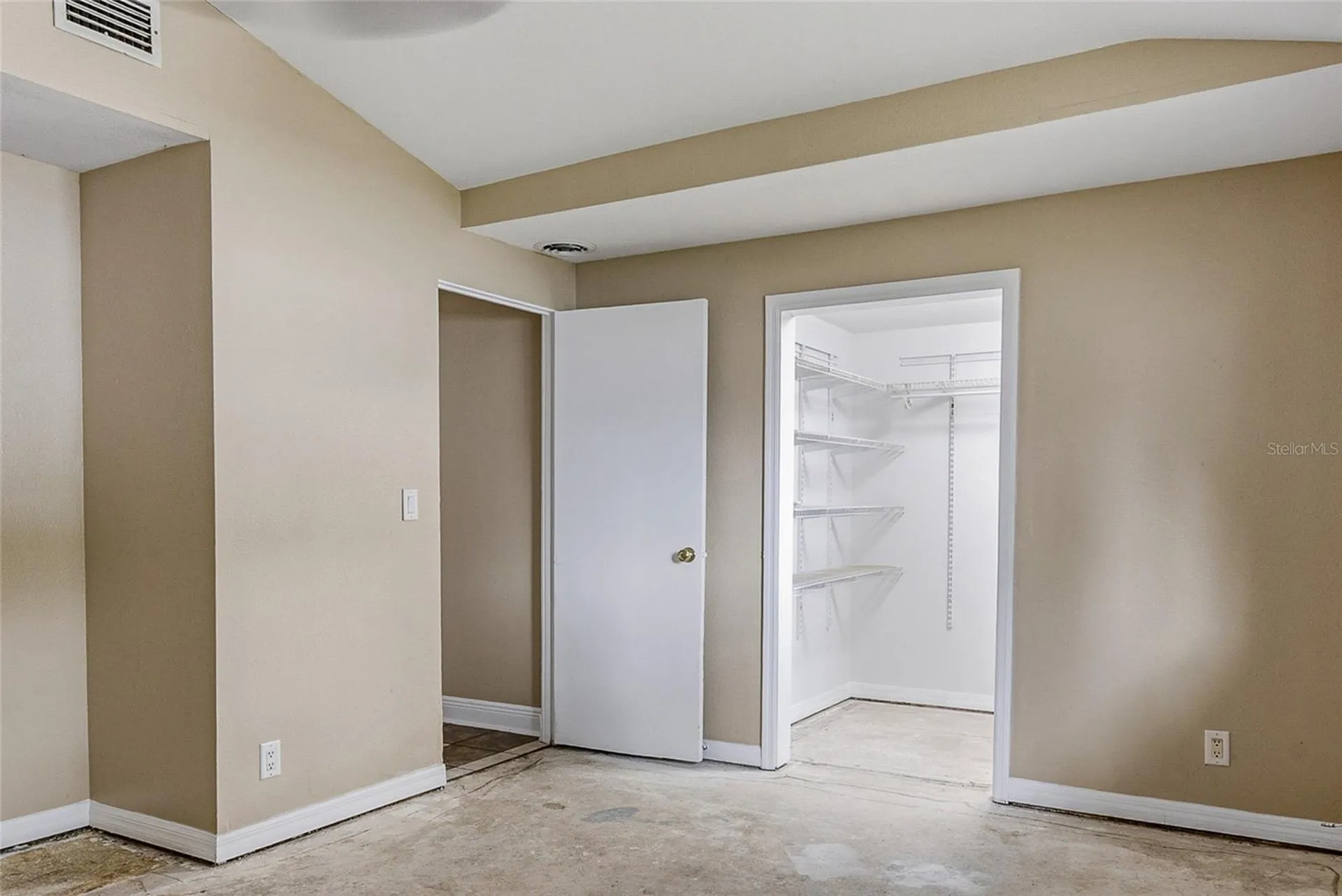 8205 Westridge Drive Tampa FL 33615