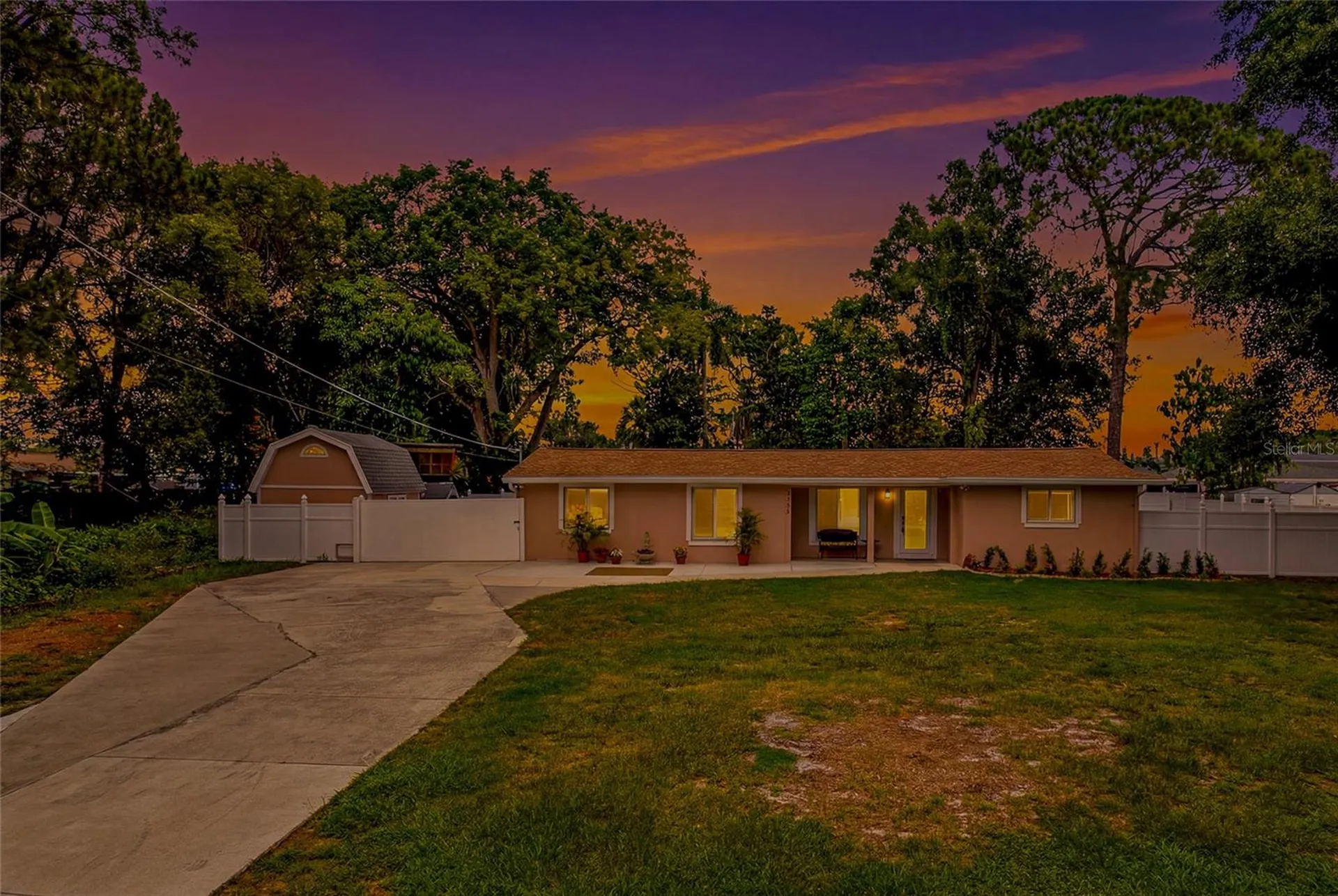 8205 Westridge Drive Tampa FL 33615