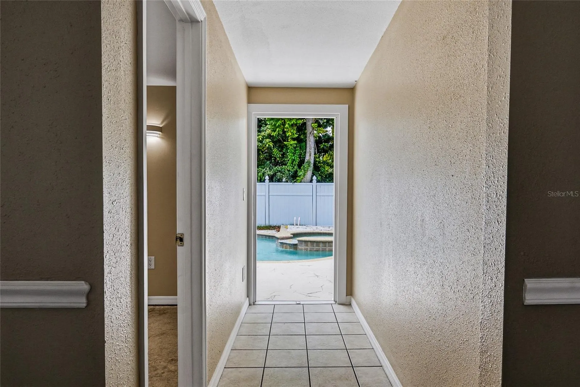8205 Westridge Drive Tampa FL 33615