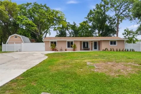 8205 Westridge Drive Tampa FL 33615