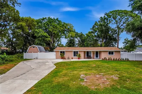 8205 Westridge Drive Tampa FL 33615
