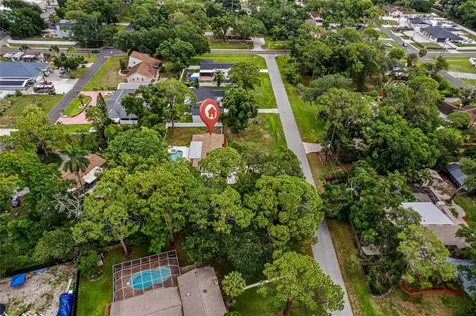 8205 Westridge Drive Tampa FL 33615