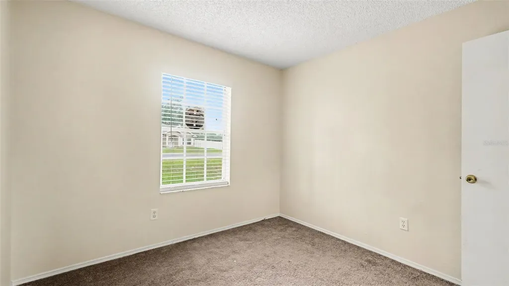206 Oak Circle Ocala FL 34472