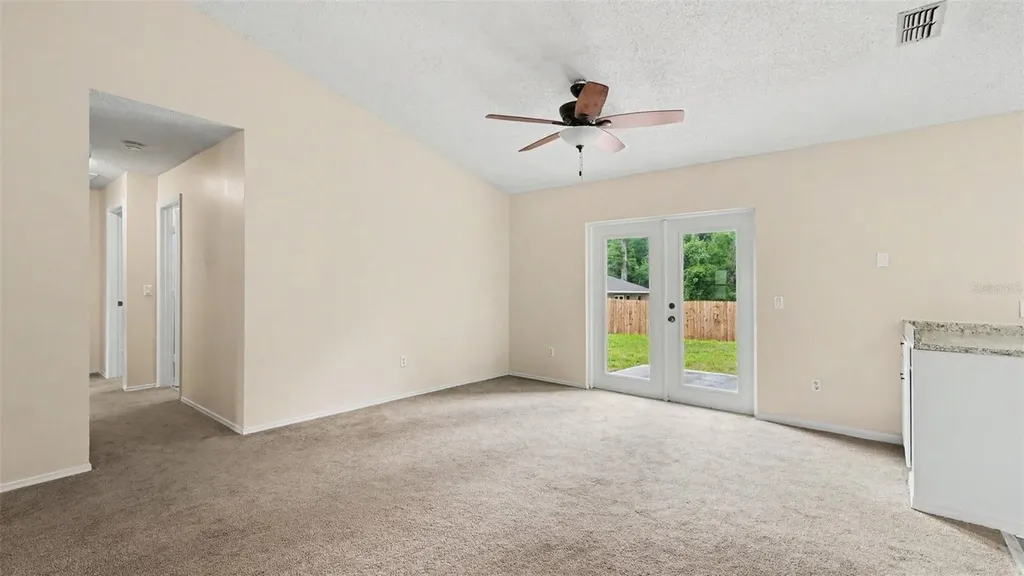 206 Oak Circle Ocala FL 34472