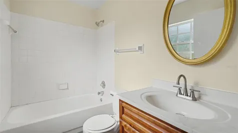206 Oak Circle Ocala FL 34472
