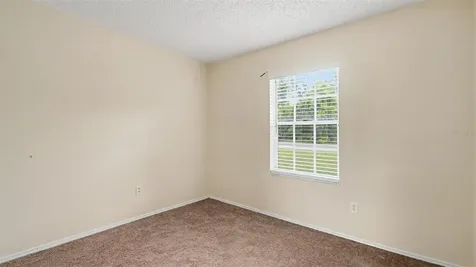 206 Oak Circle Ocala FL 34472