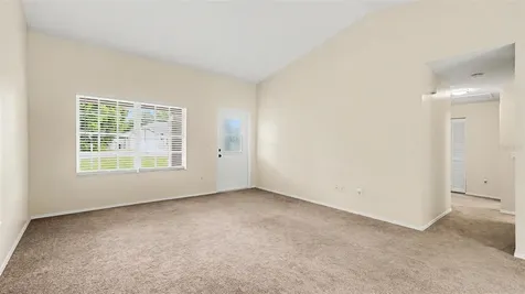 206 Oak Circle Ocala FL 34472