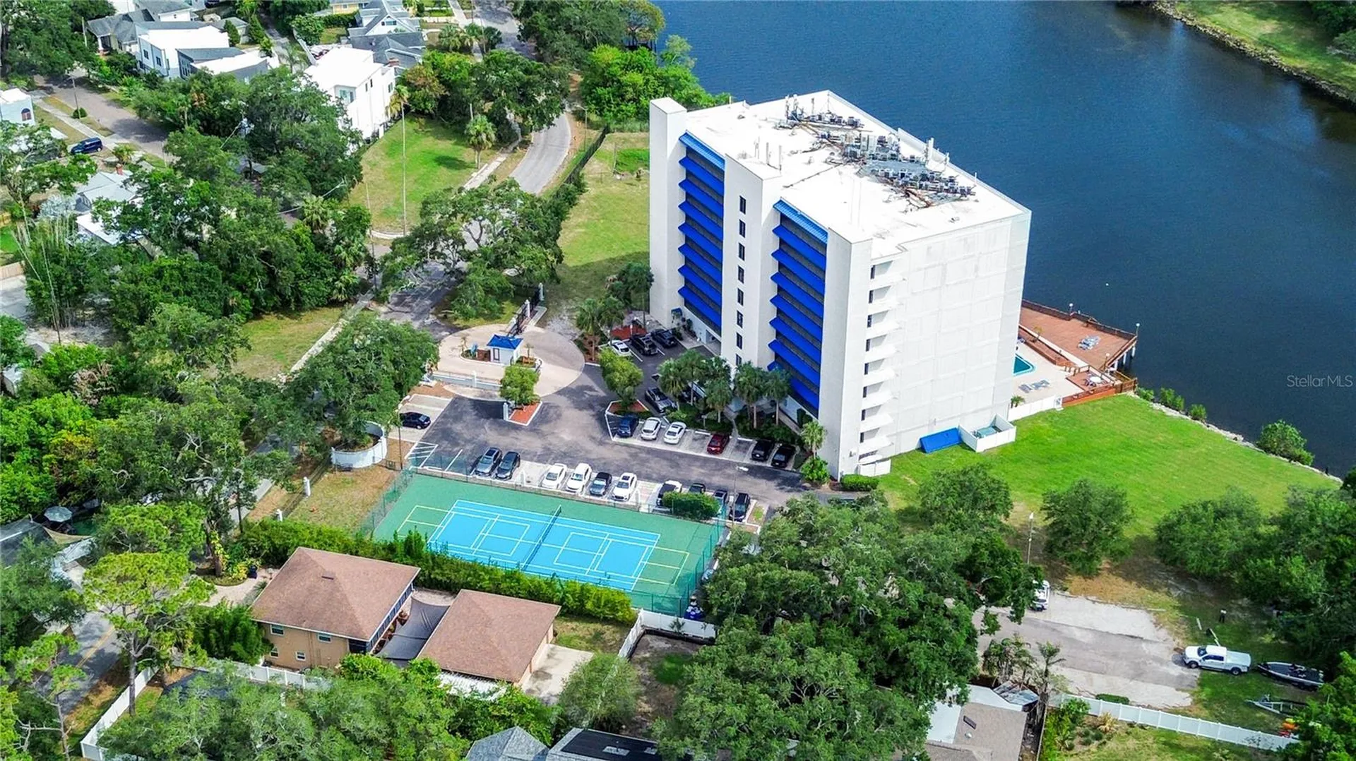 2780 N Riverside Drive Tampa FL 33602