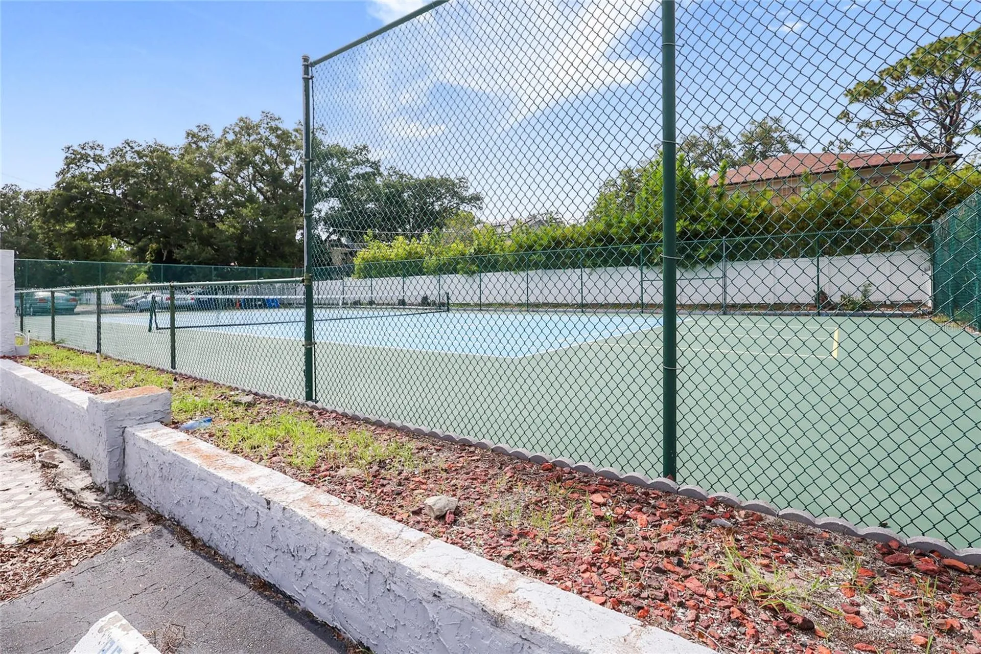 2780 N Riverside Drive Tampa FL 33602