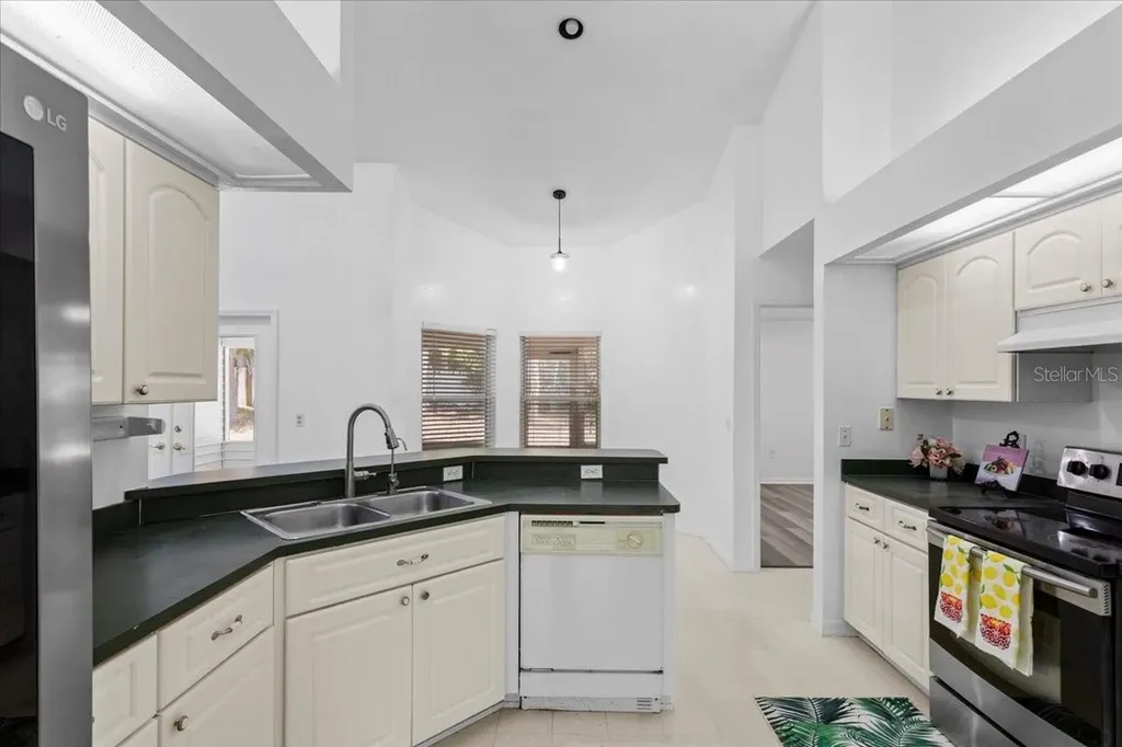10336 NW 13th Avenue Gainesville FL 32606