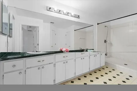 10336 NW 13th Avenue Gainesville FL 32606