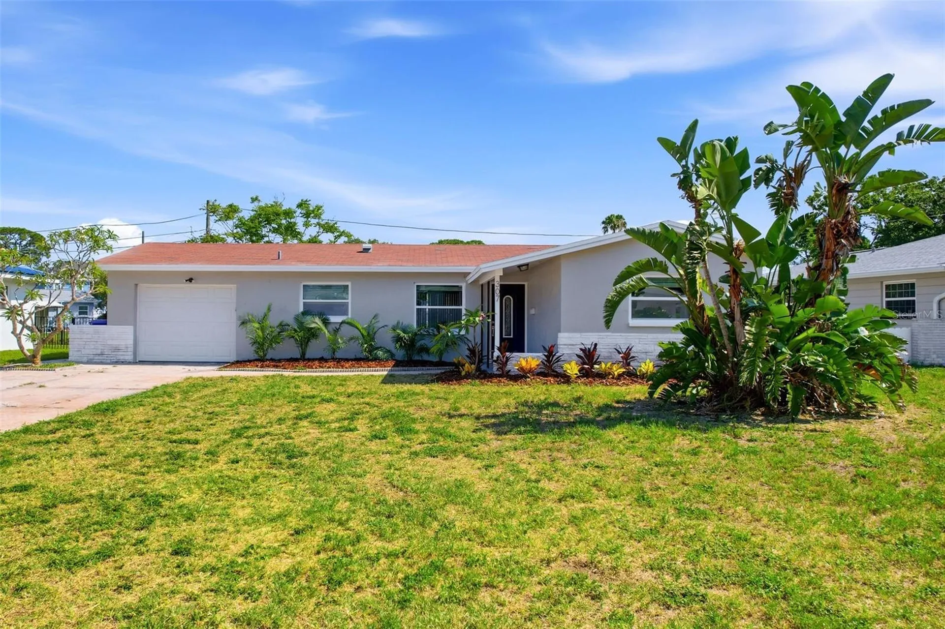 307 87th Avenue NE St Petersburg FL 33702