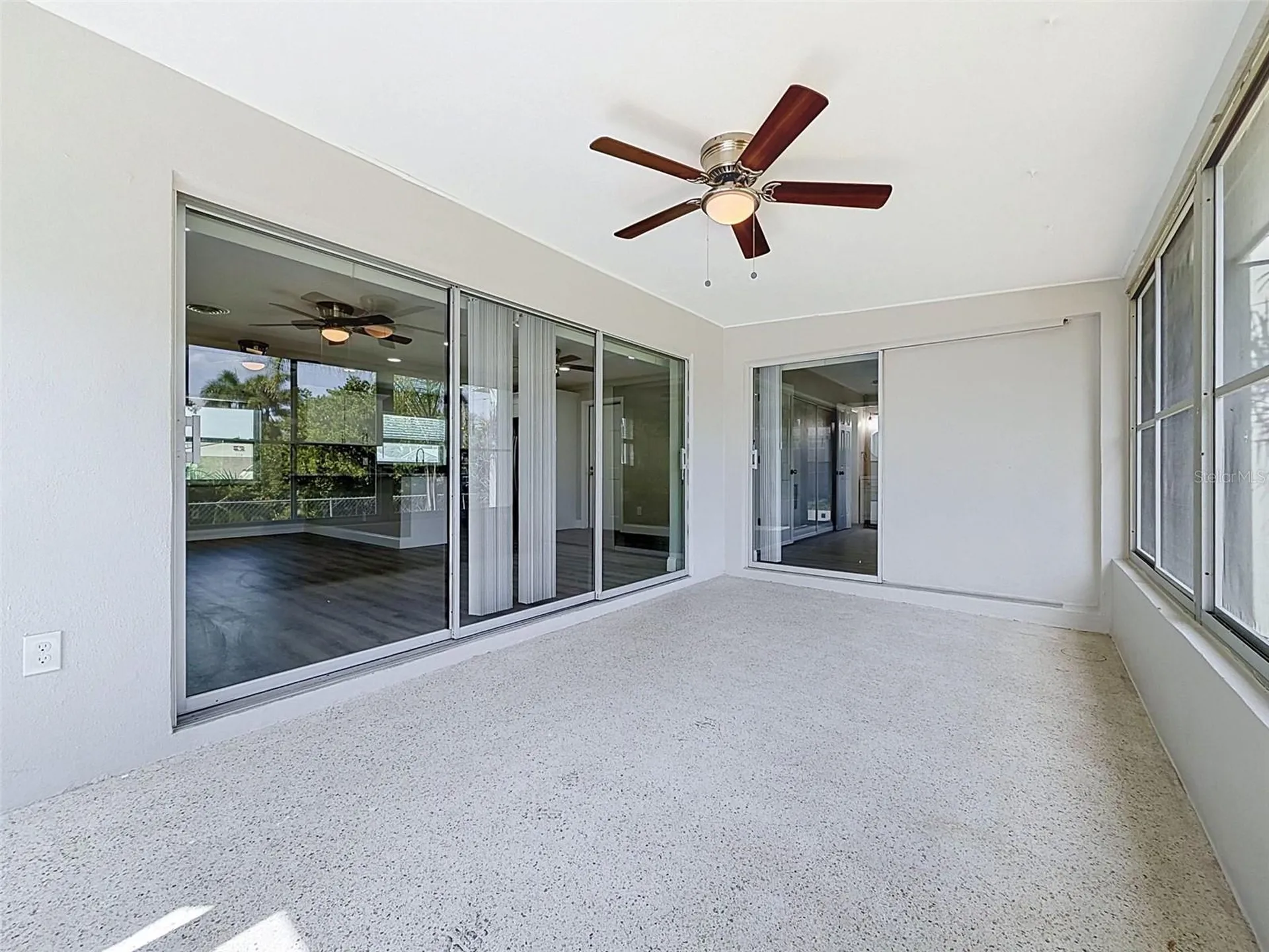 307 87th Avenue NE St Petersburg FL 33702
