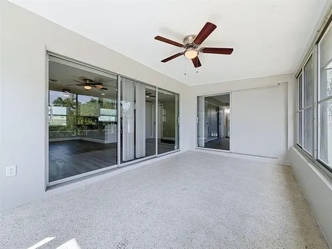 307 87th Avenue NE St Petersburg FL 33702