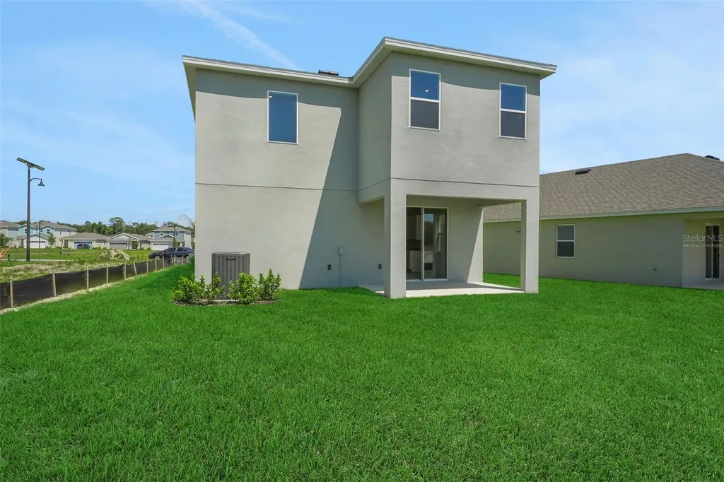 1006 Swamp Chestnut Loop Lady Lake FL 32159