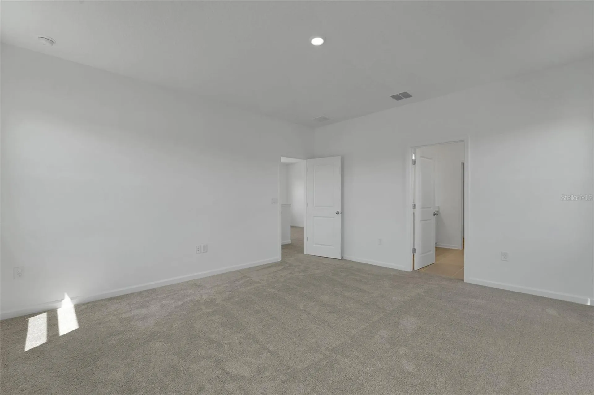 1006 Swamp Chestnut Loop Lady Lake FL 32159
