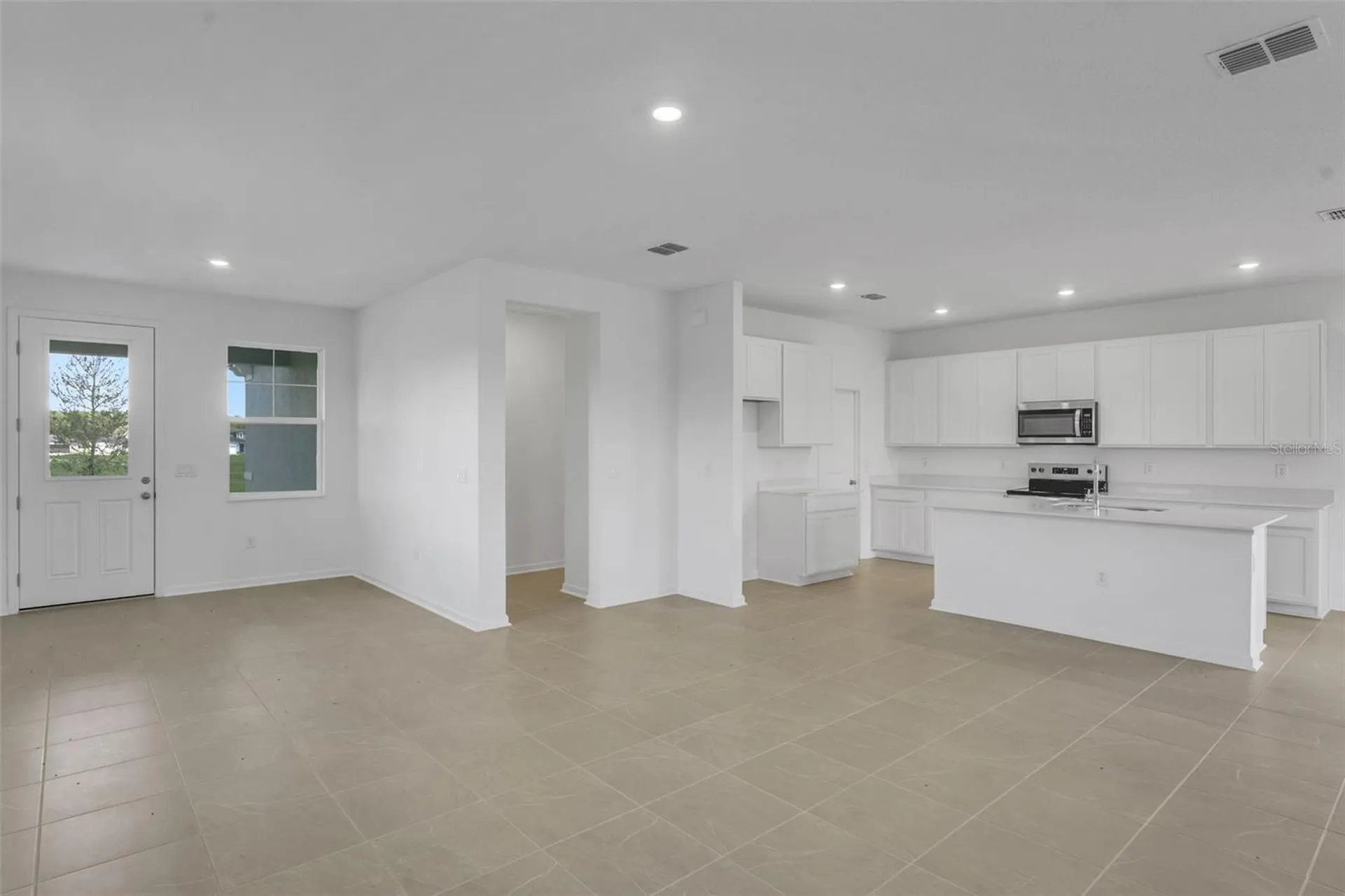 1006 Swamp Chestnut Loop Lady Lake FL 32159