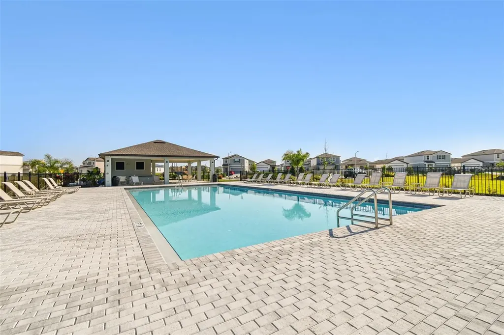 35271 Crescent Creek Drive Zephyrhills FL 33541