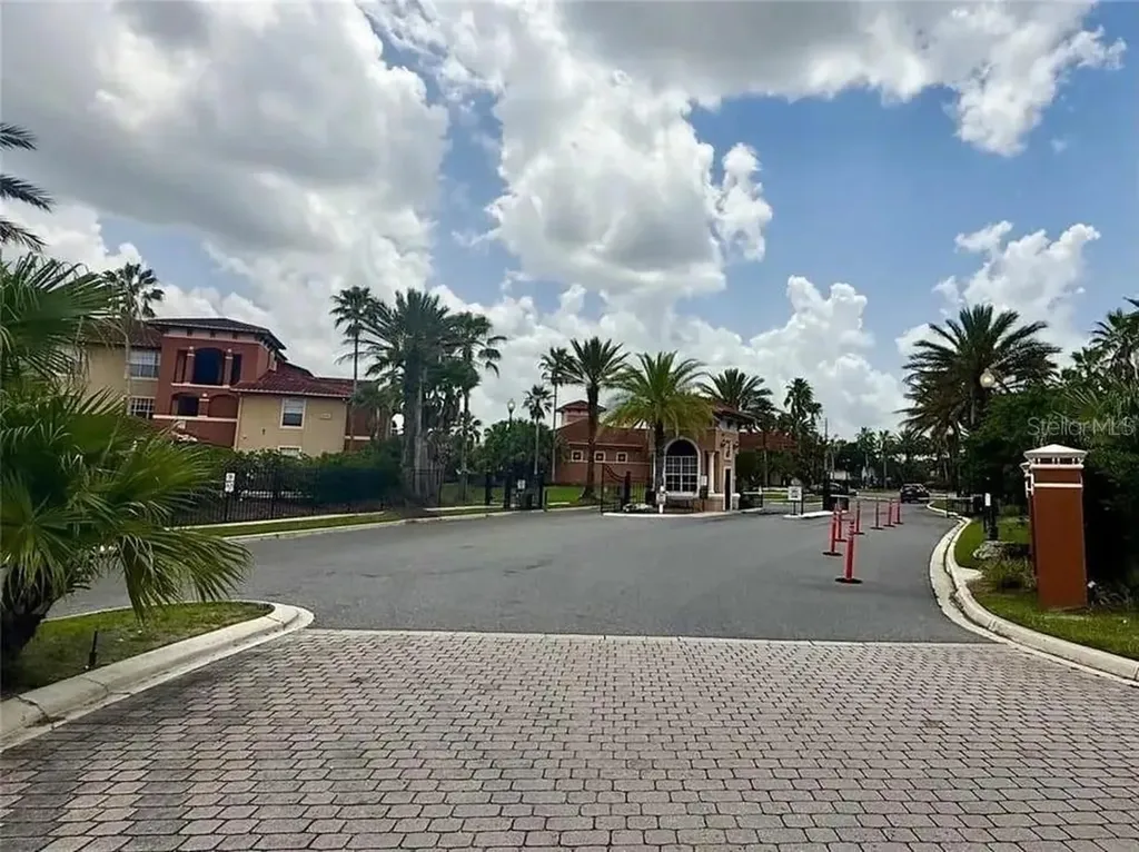 5560 Metrowest Boulevard Orlando FL 32811