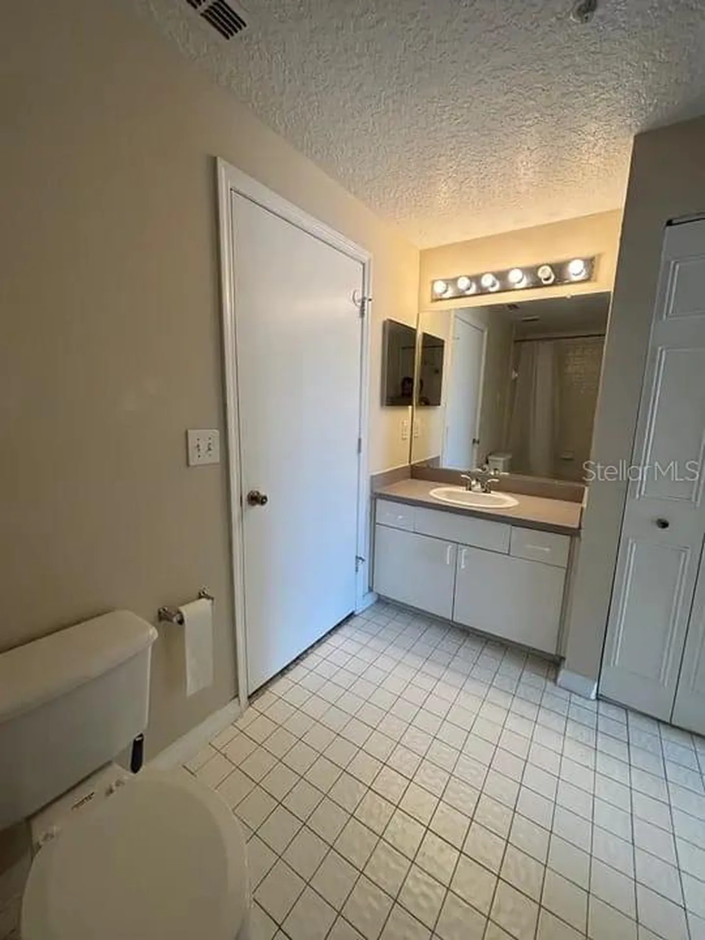 5560 Metrowest Boulevard Orlando FL 32811