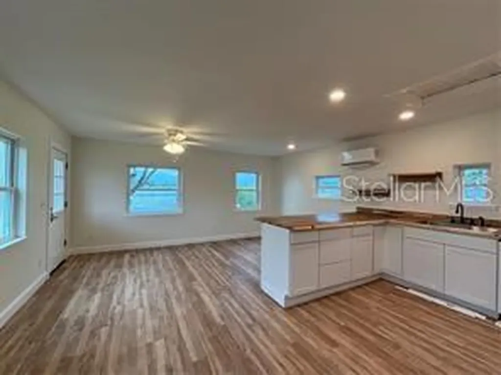912 Lake Jessie Drive Winter Haven FL 33881