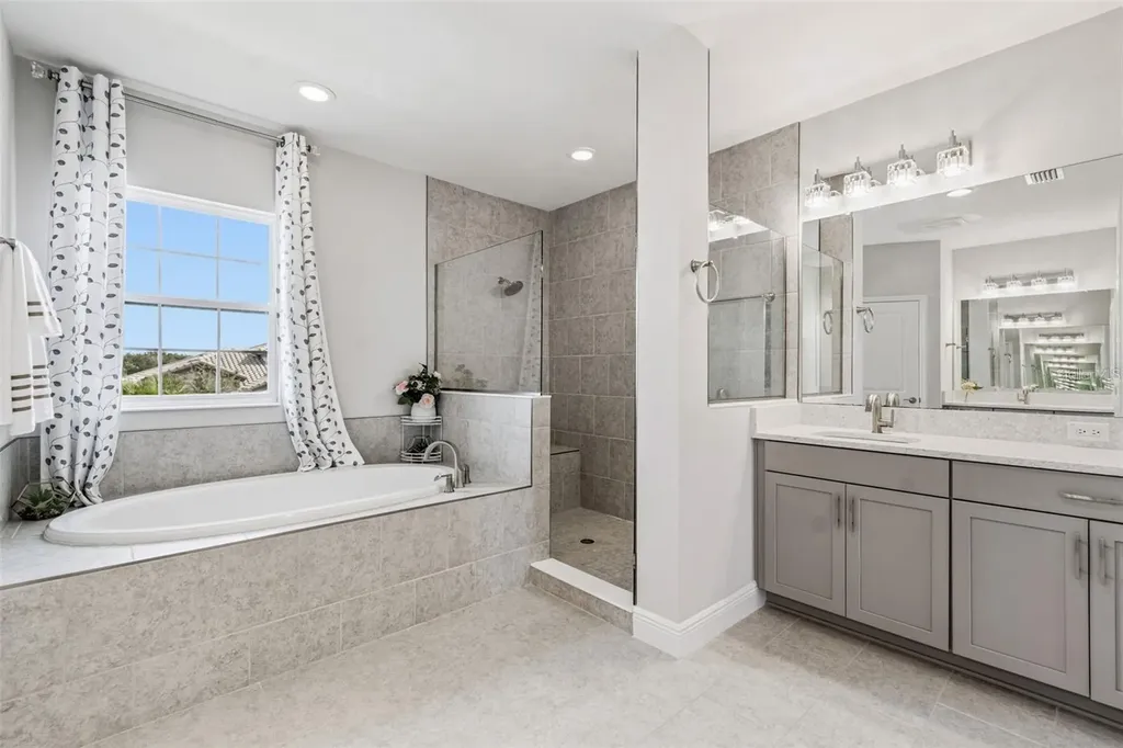 10863 Rustic Timber Loop San Antonio FL 33576